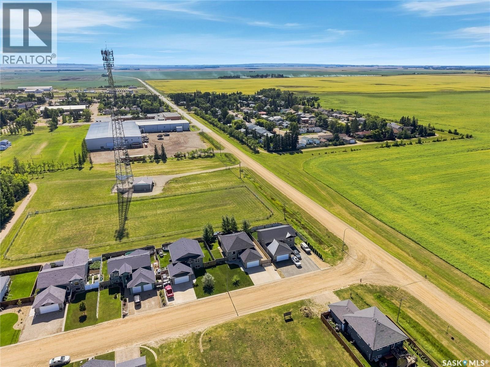 104 Mcdonald Street, Aberdeen, SK - Outdoor With View