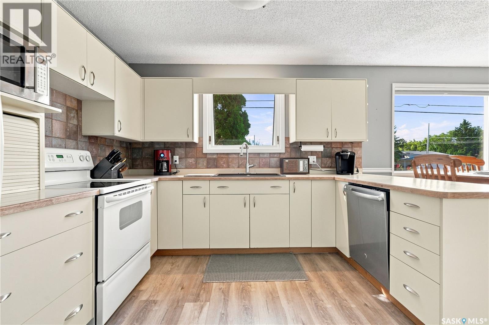 342 Aspon Avenue, Allan, SK - Indoor Photo Showing Kitchen