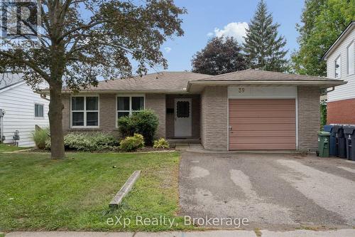 39 KEATS CRESCENT  Guelph (Kortright West), ON N1G 3B1