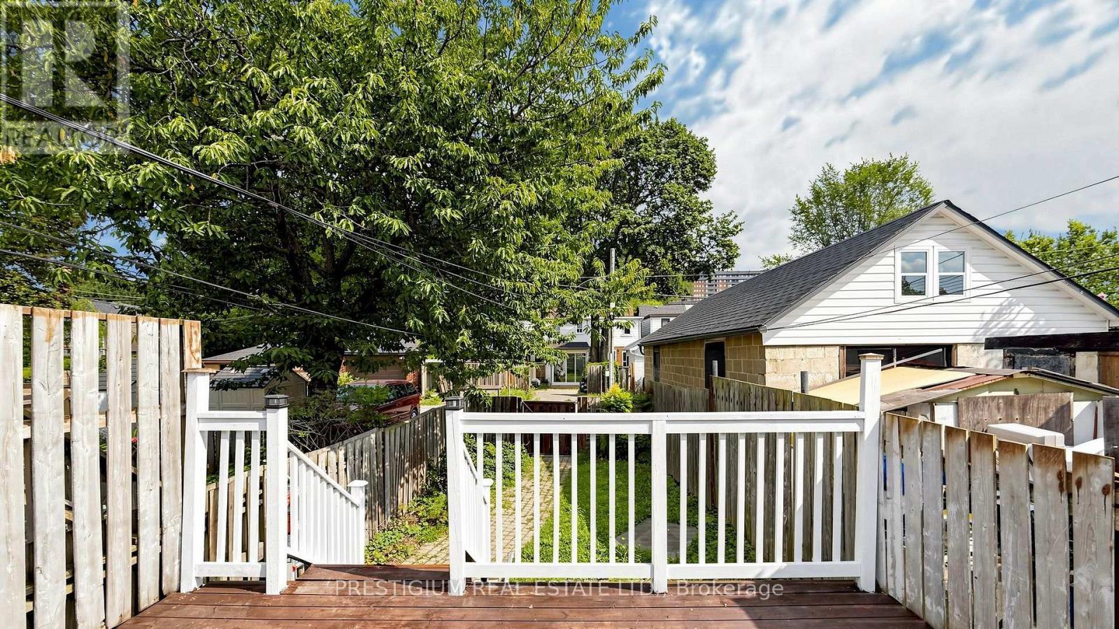 65 Eldon Avenue, Toronto, ON - Outdoor With Deck Patio Veranda