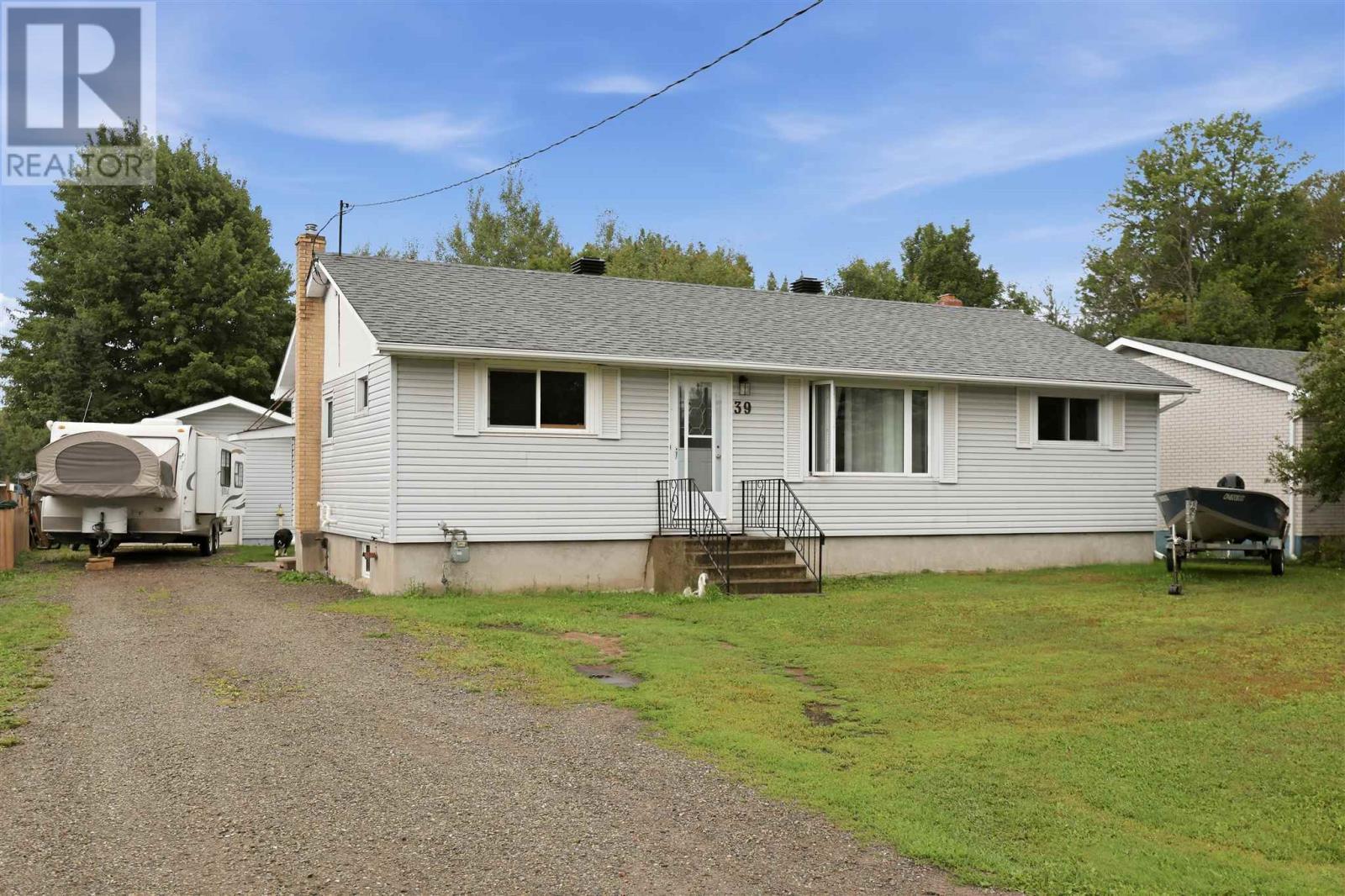 39 Park St, Sault Ste Marie, ON