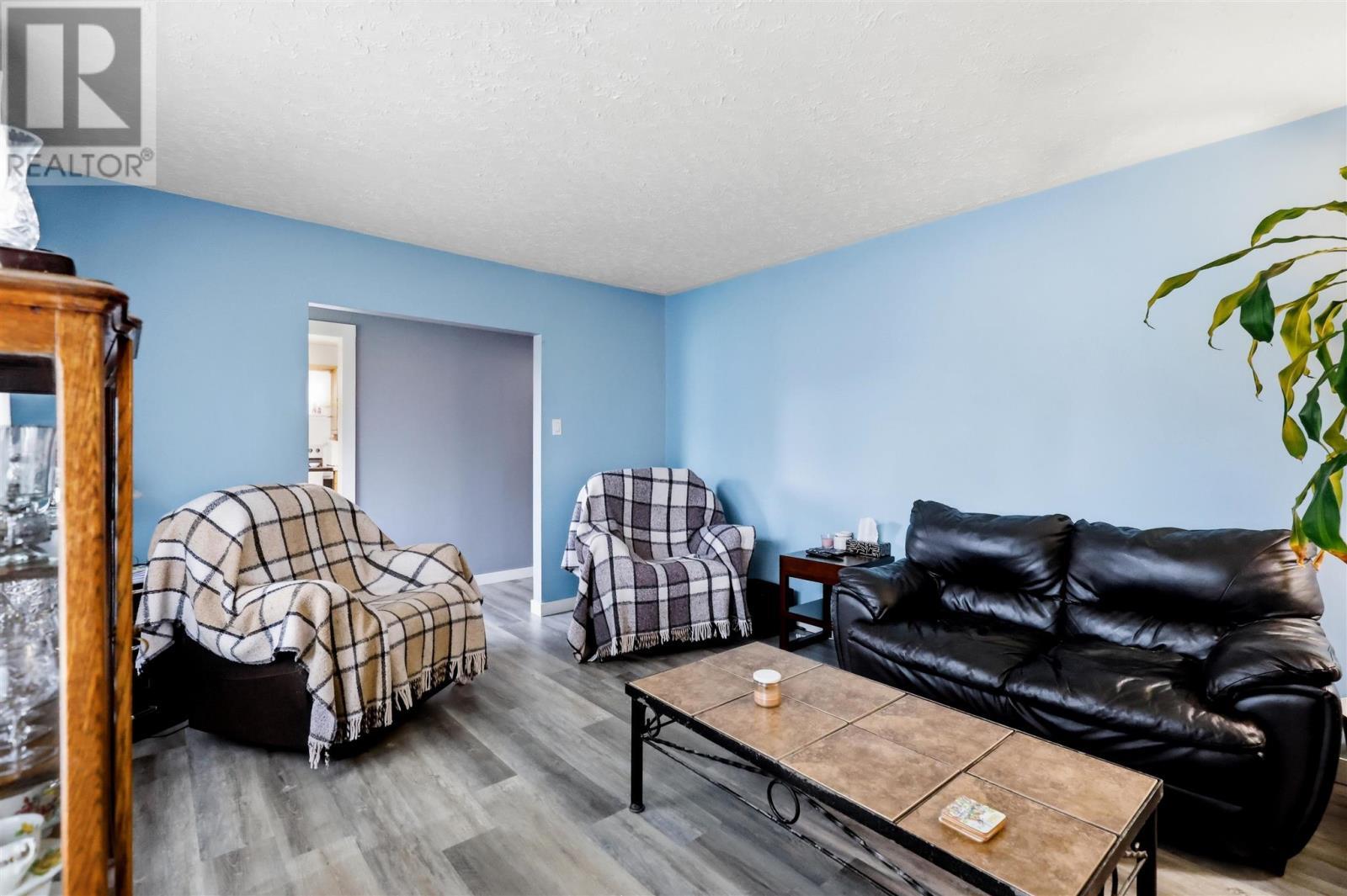 39 Park St, Sault Ste Marie, ON
