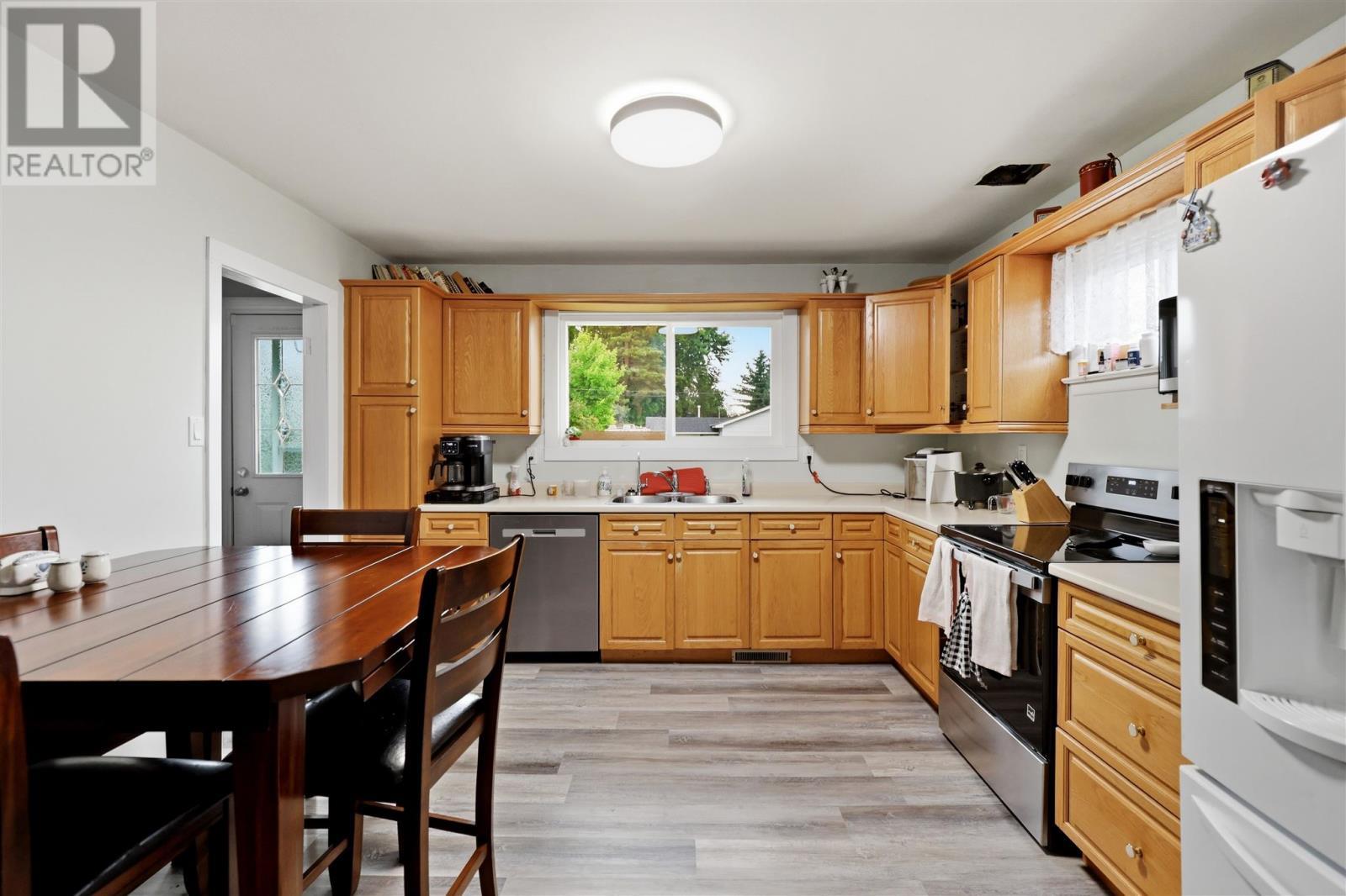 39 Park St, Sault Ste Marie, ON