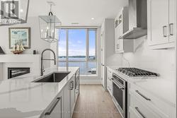 Waterfall countertop - 