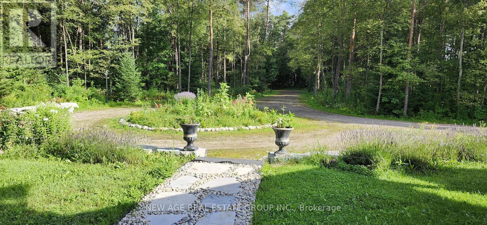 9031 Sideroad 17, Erin, ON - Outdoor With View