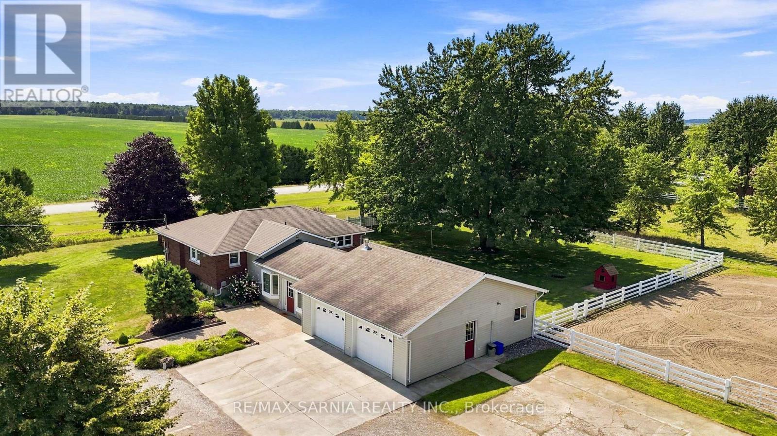 2694 Rokeby Line, St. Clair, ON