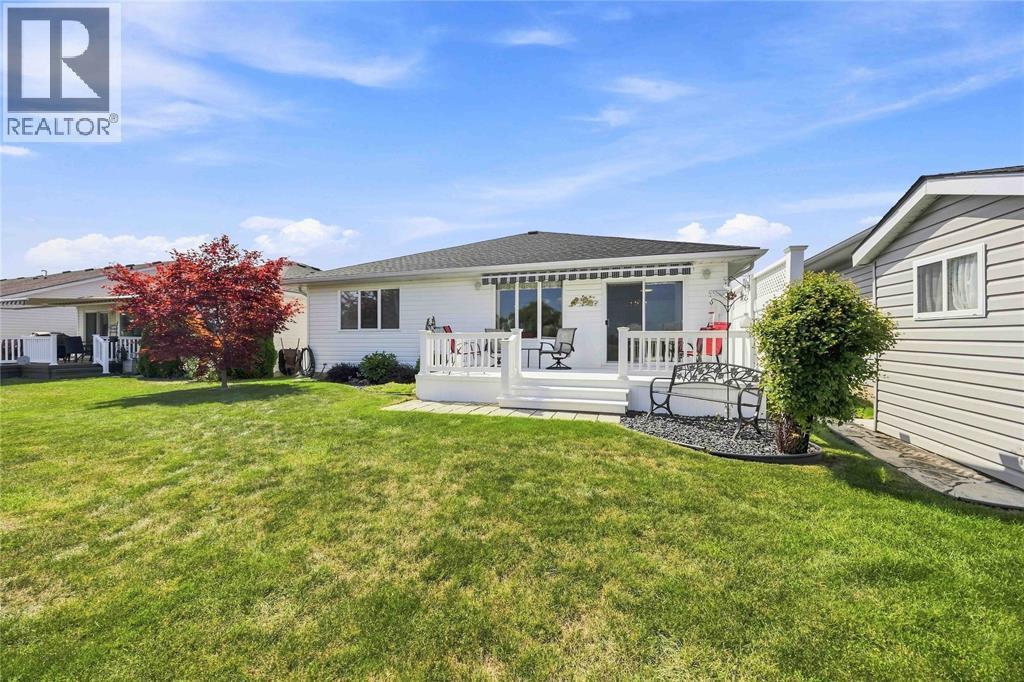 5700 Blackwell Sideroad Unit# 71, Sarnia, ON - Outdoor With Deck Patio Veranda