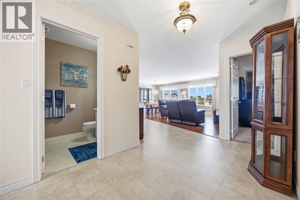 5700 Blackwell Sideroad Unit# 71, Sarnia, ON - Indoor Photo Showing Other Room
