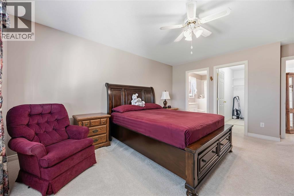 5700 Blackwell Sideroad Unit# 71, Sarnia, ON - Indoor Photo Showing Bedroom