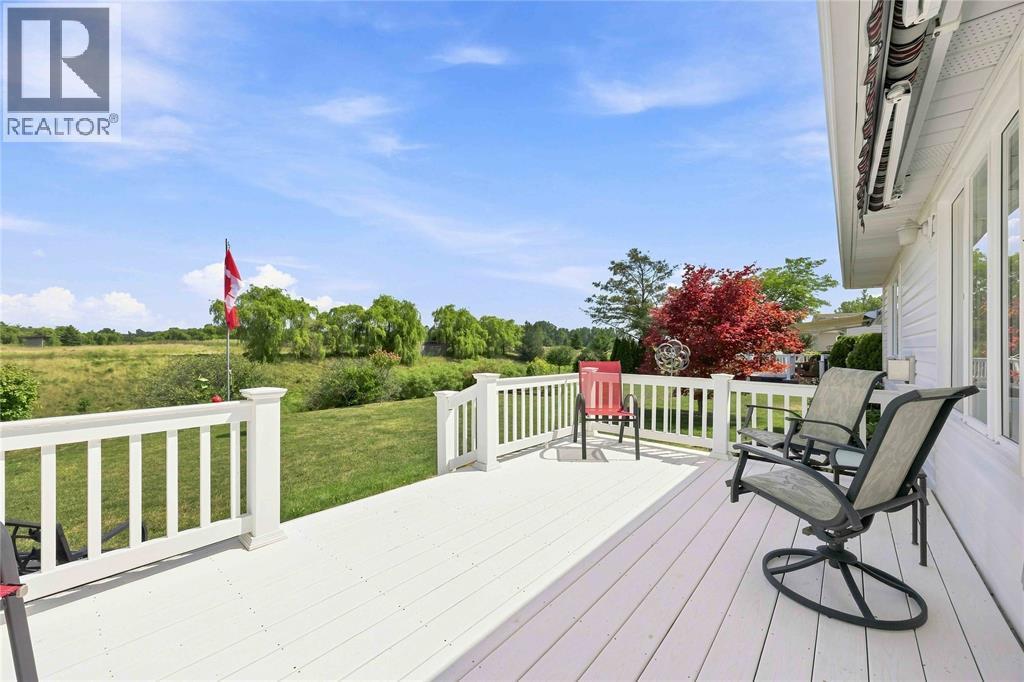 5700 Blackwell Sideroad Unit# 71, Sarnia, ON - Outdoor With Deck Patio Veranda With Exterior