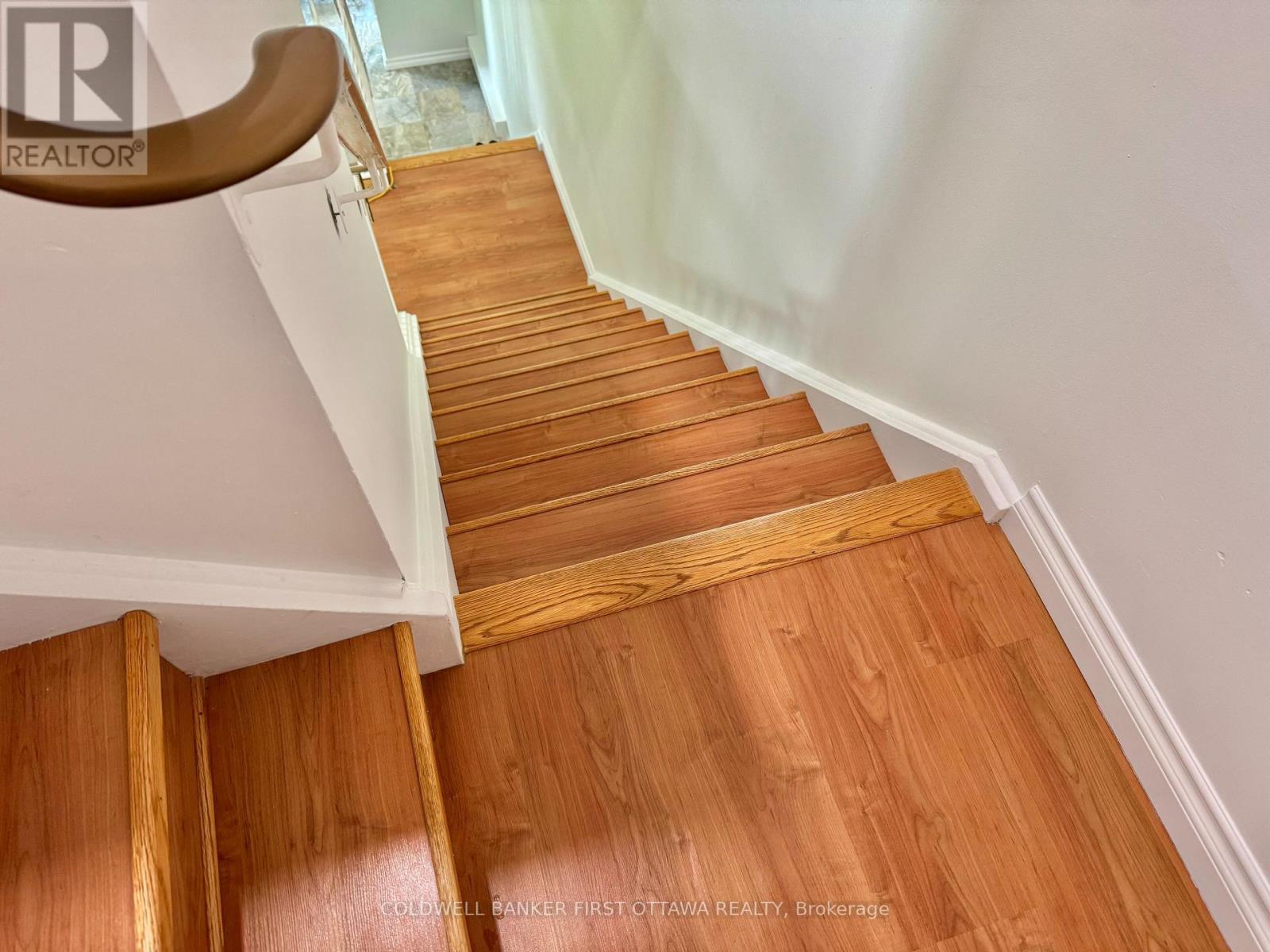 19C Sonnet Crescent, Ottawa, ON - Indoor Photo Showing Other Room