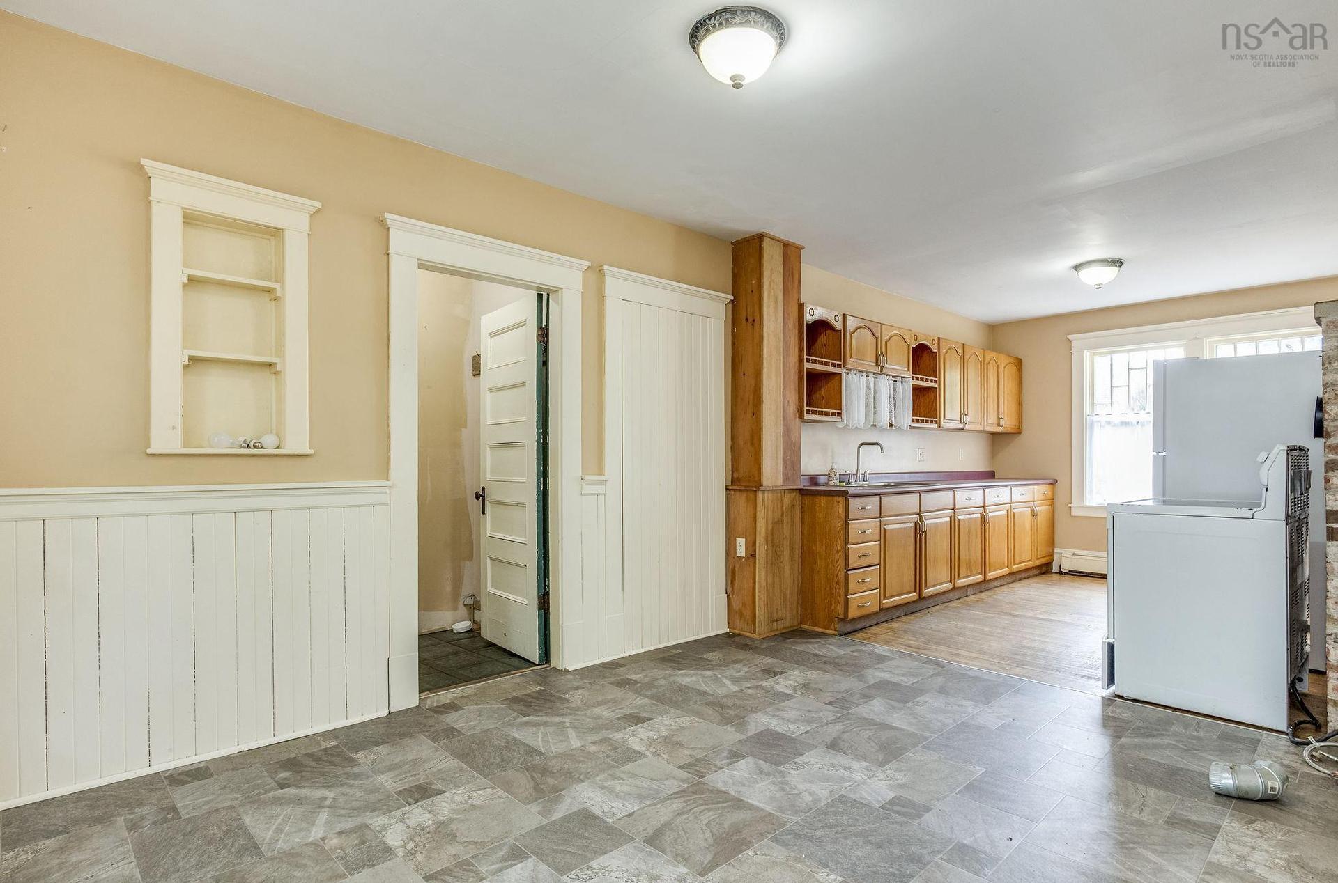 20 Queen Street, Middleton, NS - Indoor Photo Showing Kitchen