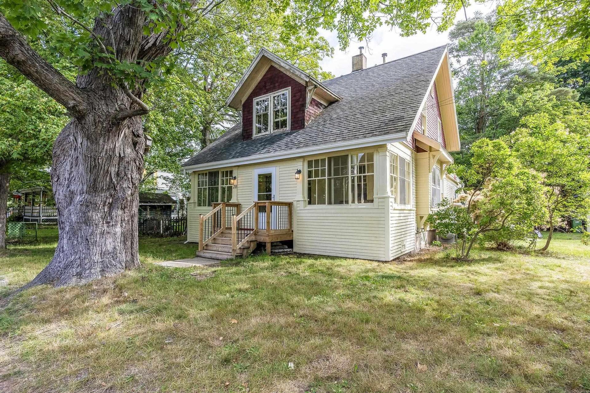 20 Queen Street, Middleton, NS - Outdoor