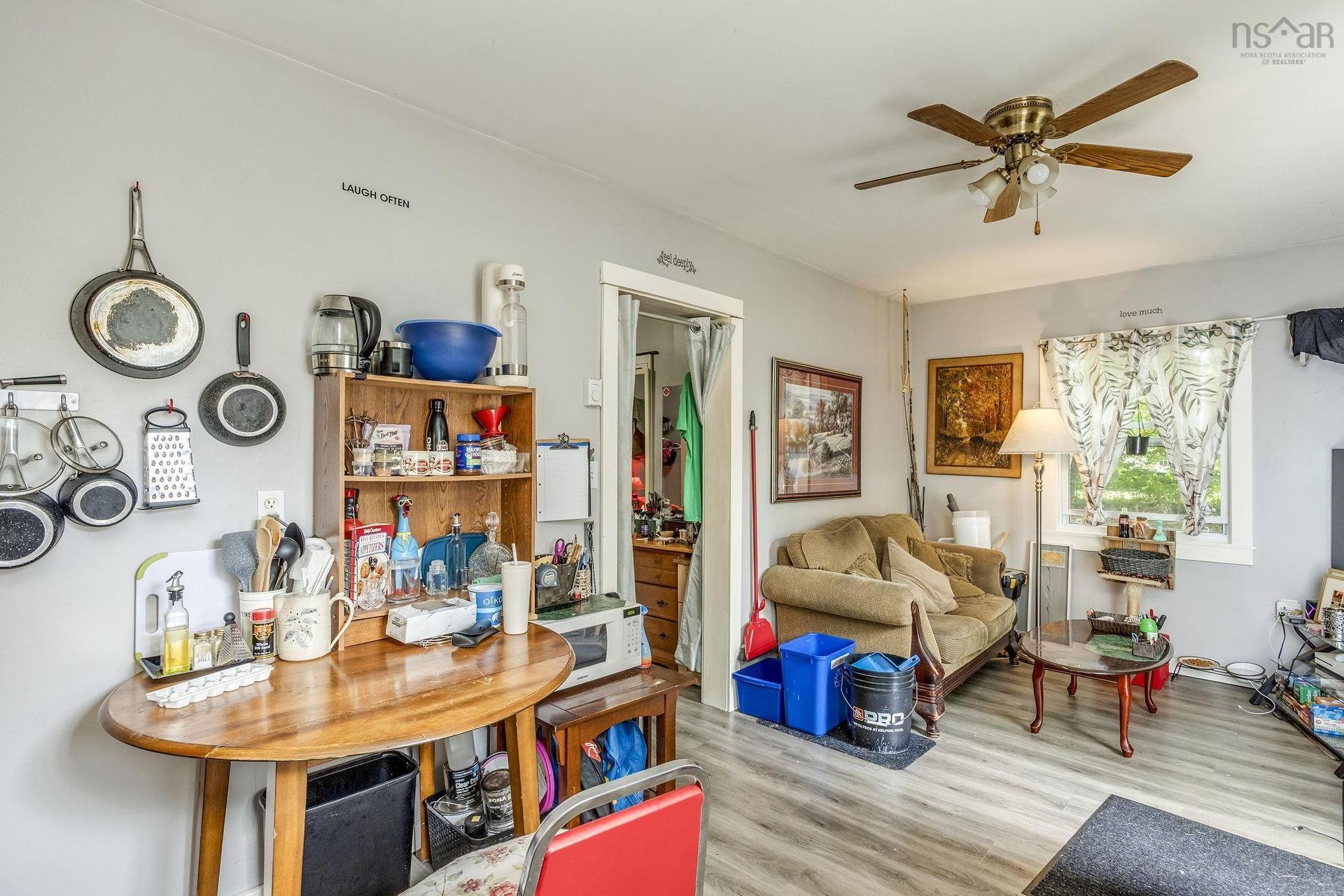 20 Queen Street, Middleton, NS - Indoor