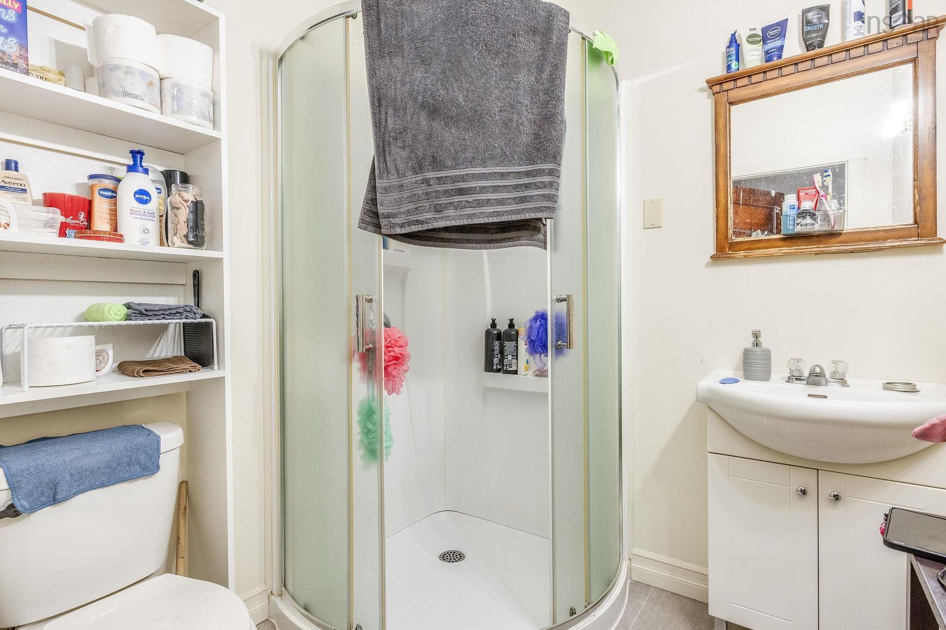 20 Queen Street, Middleton, NS - Indoor Photo Showing Bathroom