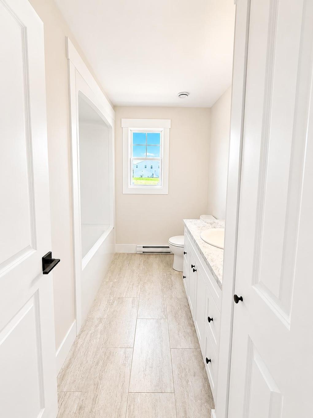 82 Samantha Lane, Cornwall, PE - Indoor Photo Showing Bathroom