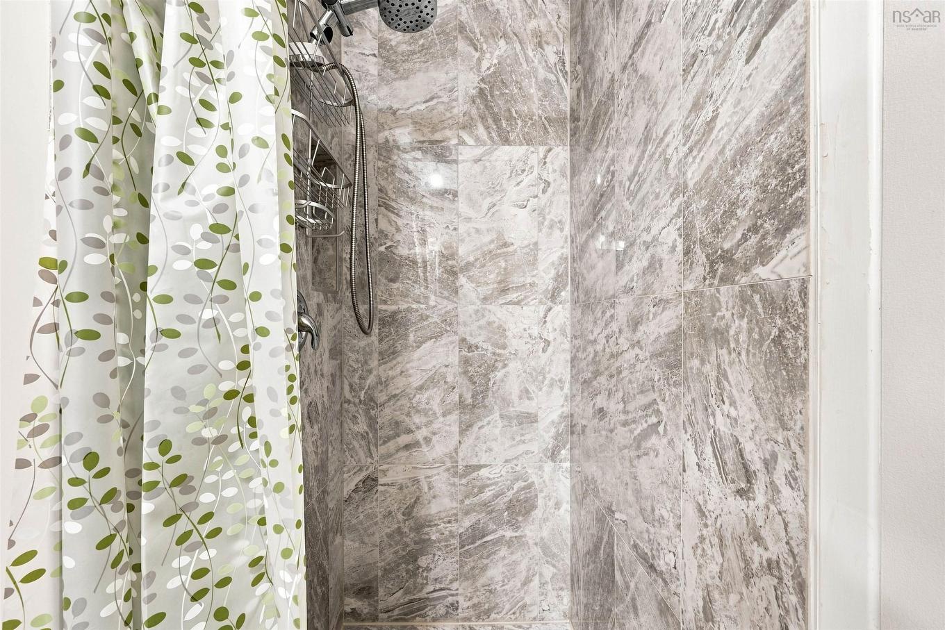 96 Bayview Road, Halifax, NS - Photo Showing Bathroom
