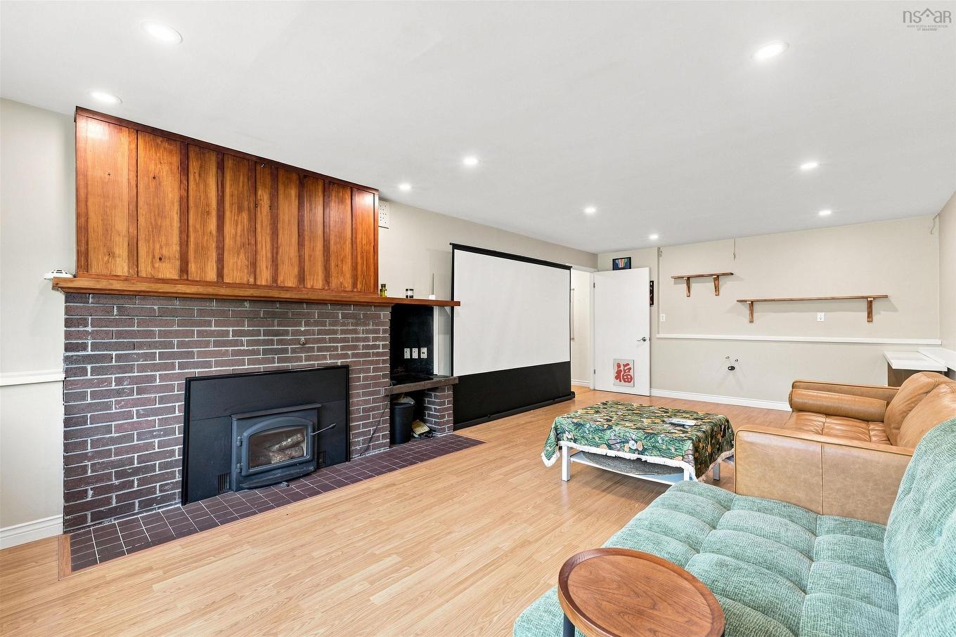 96 Bayview Road, Halifax, NS - Indoor Photo Showing Living Room With Fireplace