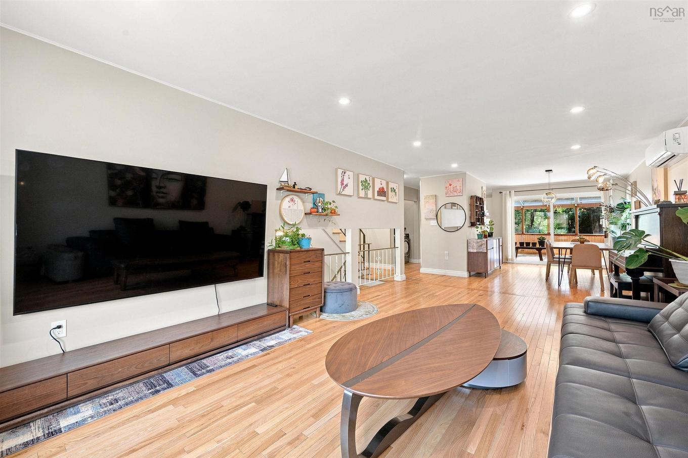 96 Bayview Road, Halifax, NS - Indoor Photo Showing Living Room