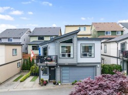 1005 Boeing Close Langford, BC V9B 0R2