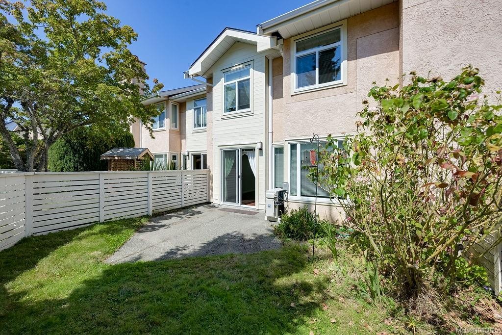 #20-10471 Resthaven Dr, Sidney, BC