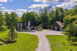 7810Z Rue St-François N. Sherbrooke (Brompton/Rock Forest/Saint-Élie/Deauville), QC J1C 0A4