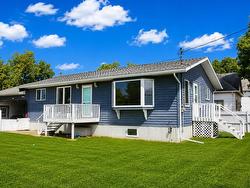 501 ATWOOD AVE Rainy River, ON P0W 1L0