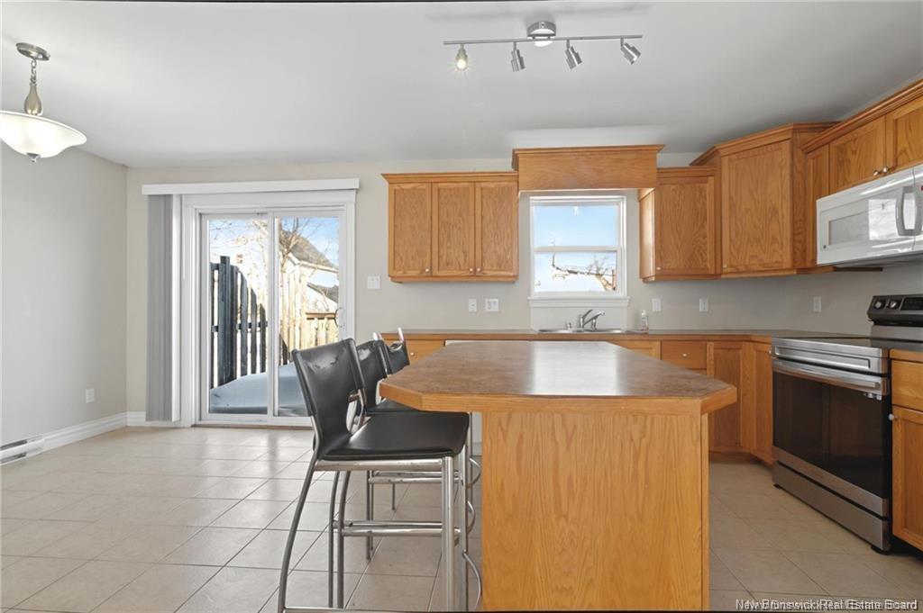 33-35 Barnaby St, Moncton, NB - Indoor Photo Showing Kitchen