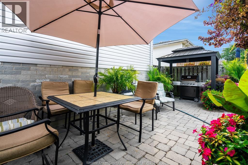 2677 Robert Road, Windsor, ON - Outdoor With Deck Patio Veranda With Exterior
