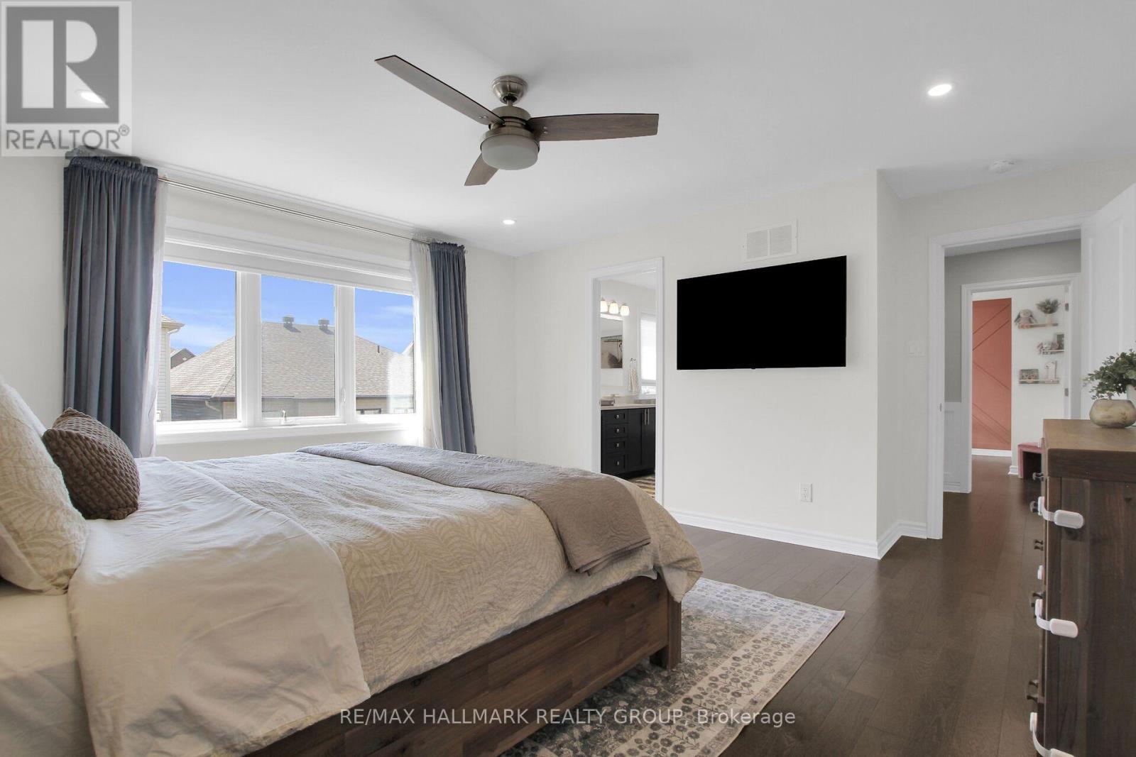636 Eagle Crest Heights, Ottawa, ON - Indoor Photo Showing Bedroom