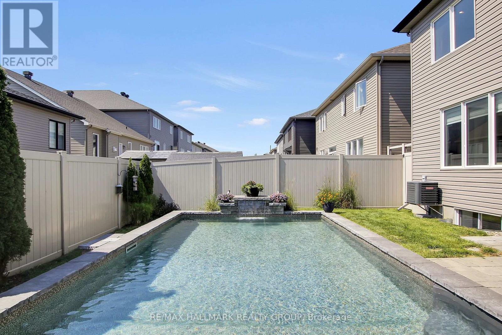 Inviting in ground pool installed in 2022 - 636 Eagle Crest Heights, Ottawa, ON - Outdoor