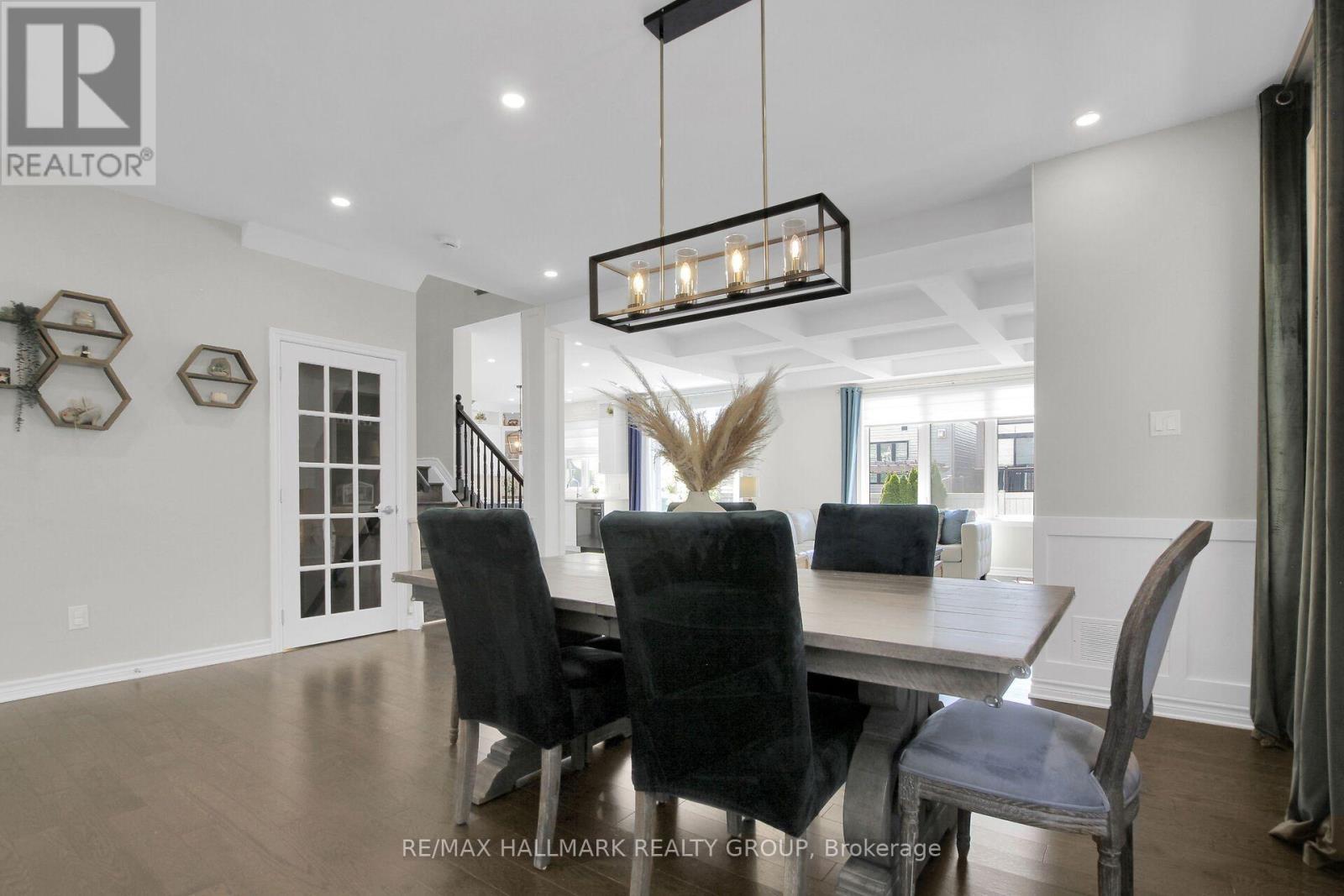 636 Eagle Crest Heights, Ottawa, ON - Indoor Photo Showing Dining Room
