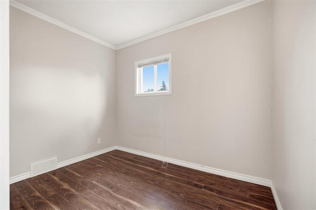 420 Dufferin Ave, Selkirk, MB - Indoor Photo Showing Other Room