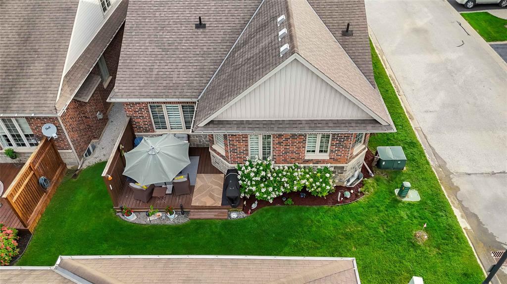 6760 St Andrews Circle, Plympton-Wyoming, ON - Outdoor With Exterior