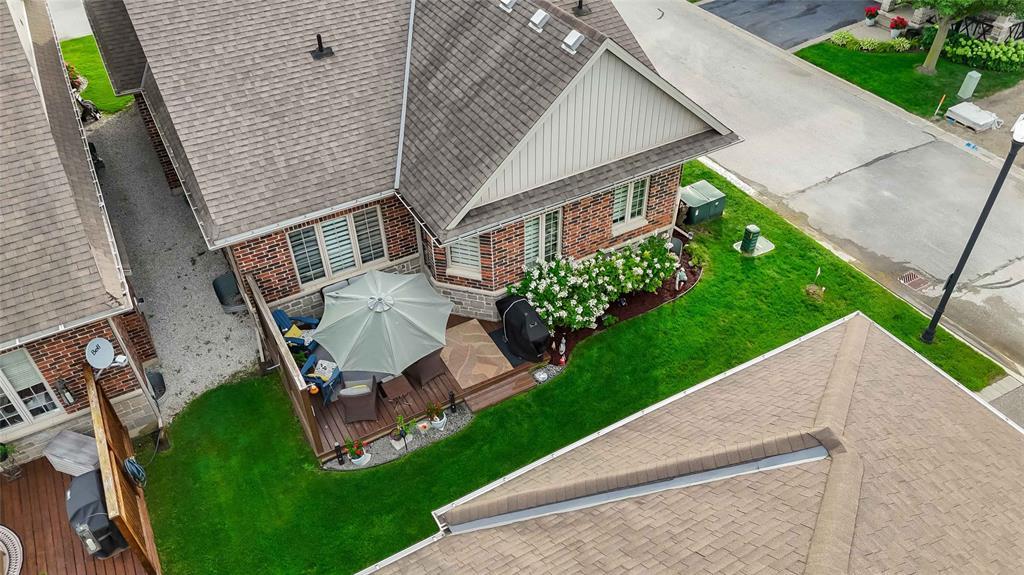 6760 St Andrews Circle, Plympton-Wyoming, ON - Outdoor With Exterior