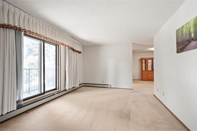 108-687 St Anne'S Rd, Winnipeg, MB - Indoor Photo Showing Other Room
