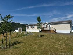 11 Rex Hurley Saint John, NB E2H 0B6
