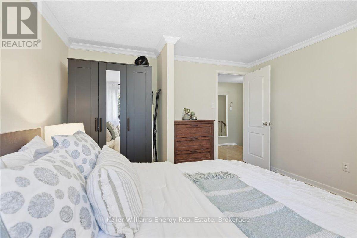 1569 Geta Circle, Pickering (Village East), ON