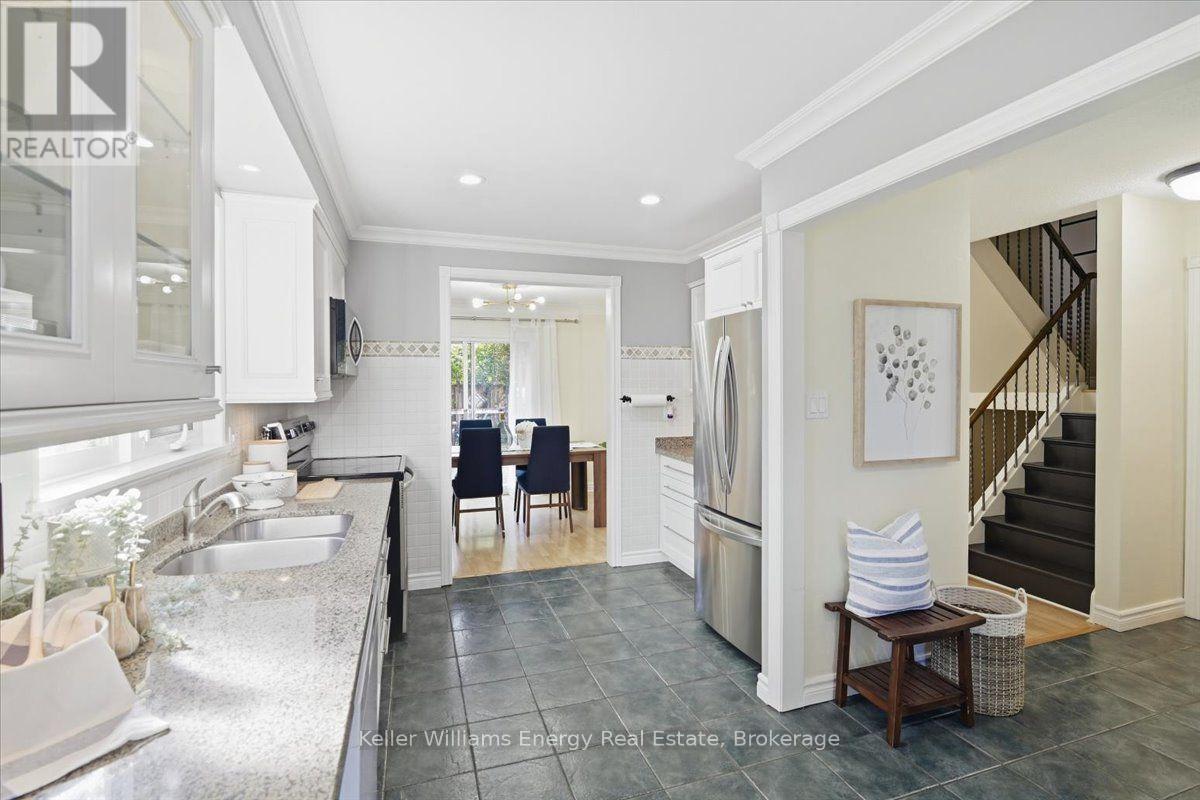 1569 Geta Circle, Pickering (Village East), ON
