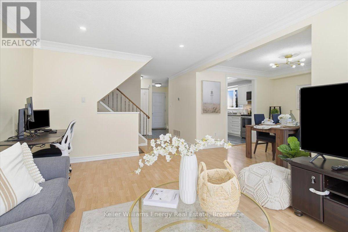 1569 Geta Circle, Pickering (Village East), ON
