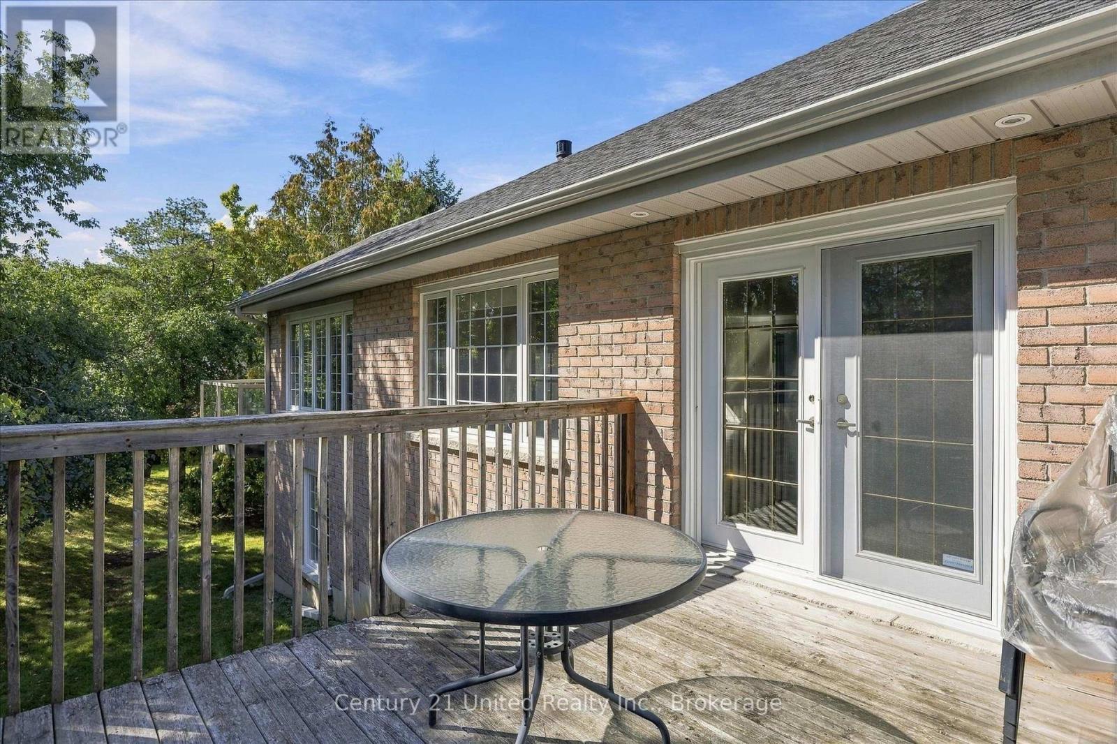 611 - 1742 Ravenwood Drive, Peterborough (Monaghan Ward 2), ON