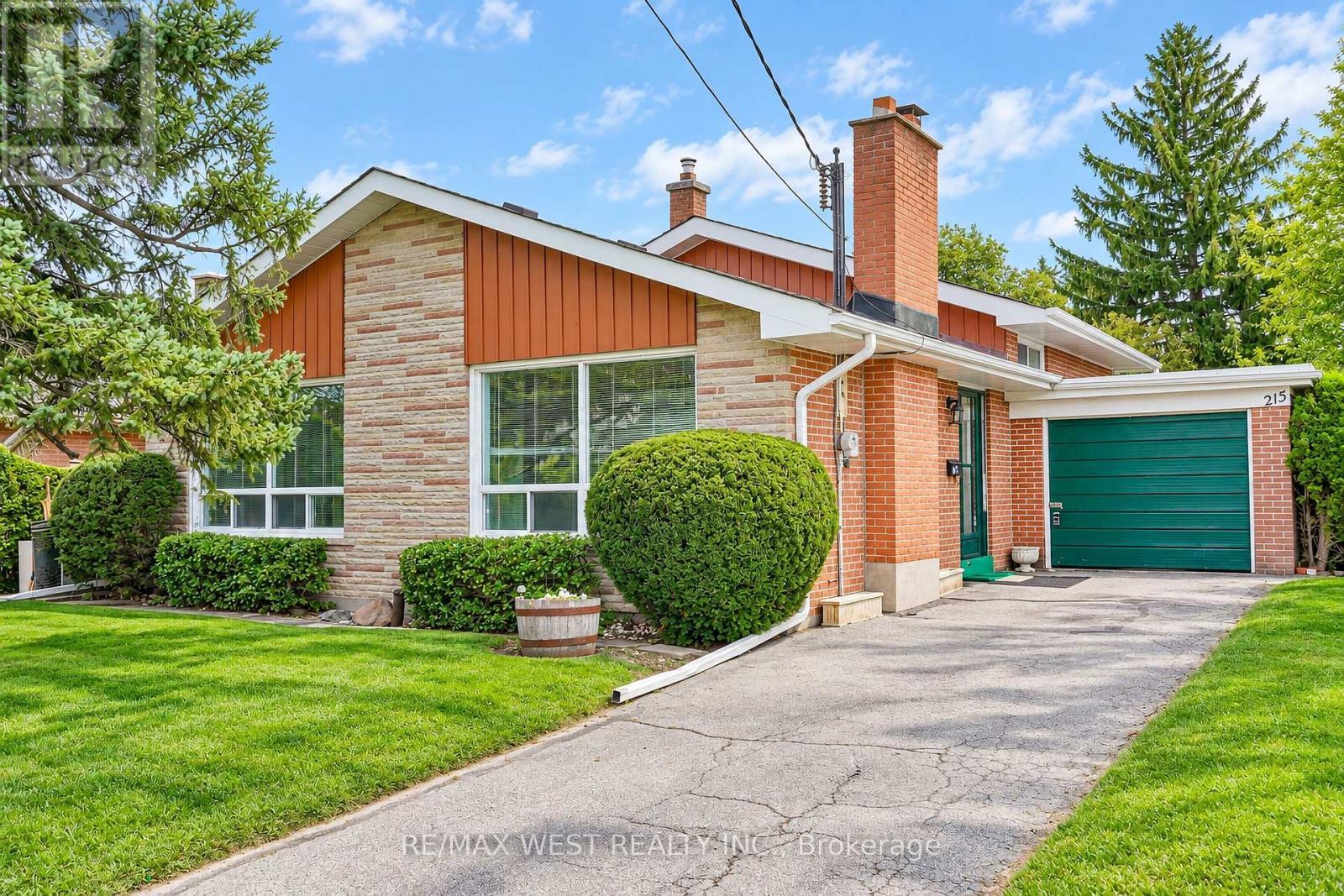 215 Acton Avenue, Toronto, ON