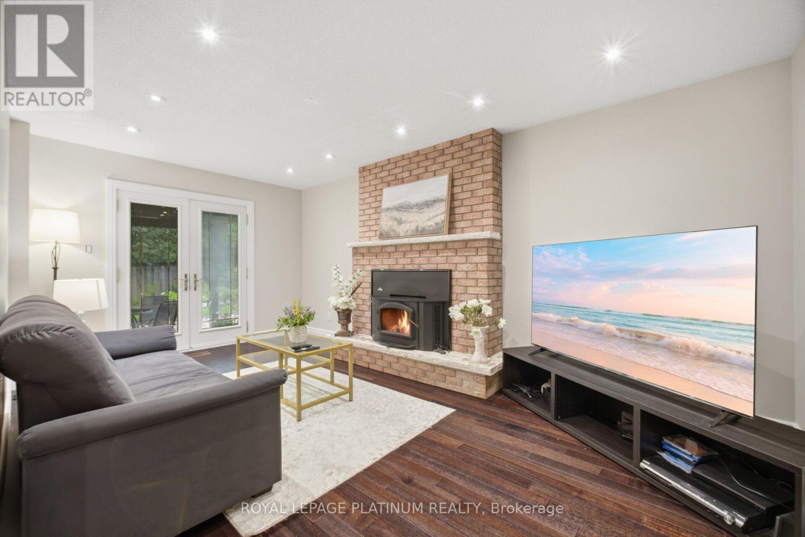 2542 Pollard Drive, Mississauga, ON