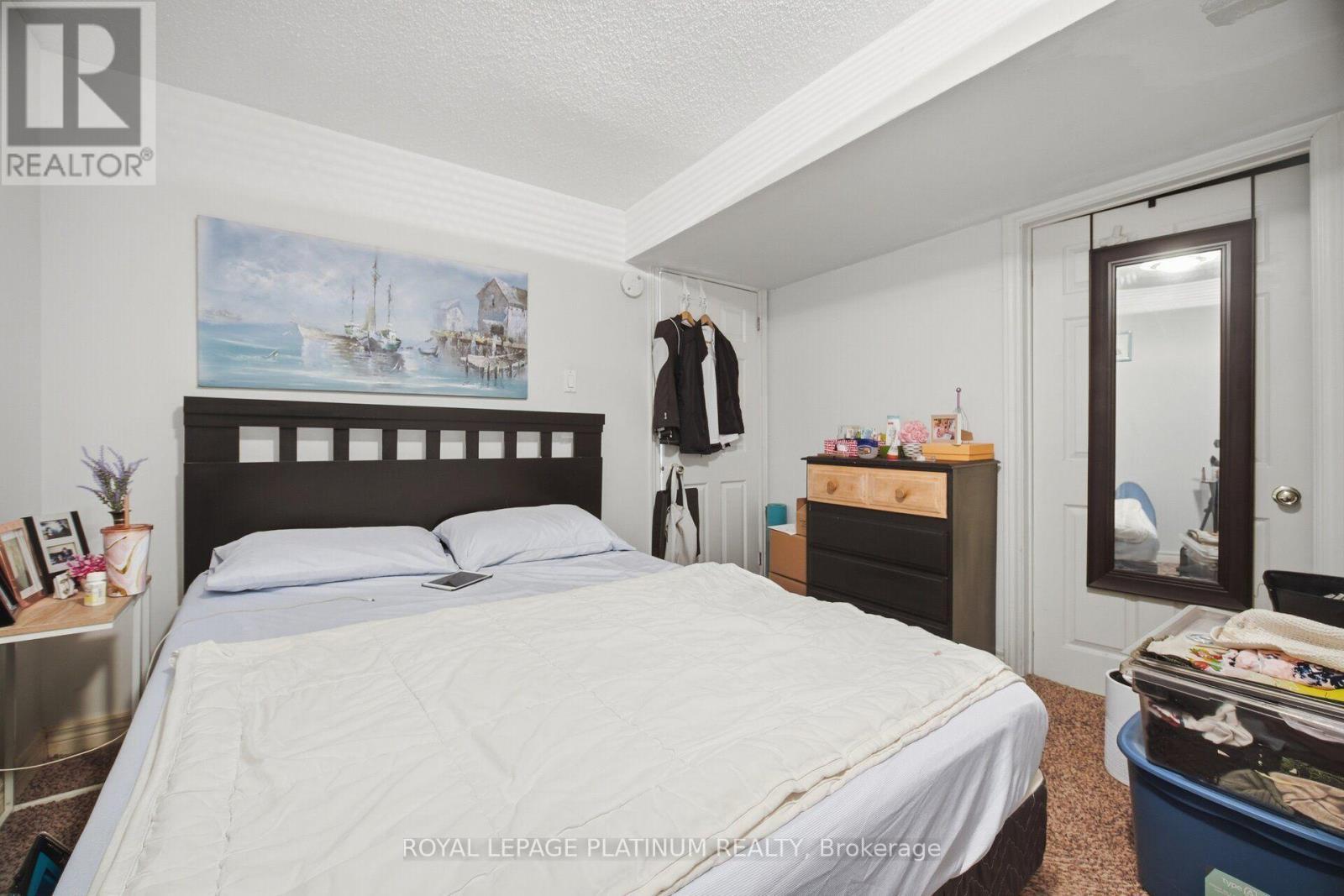 2542 Pollard Drive, Mississauga, ON