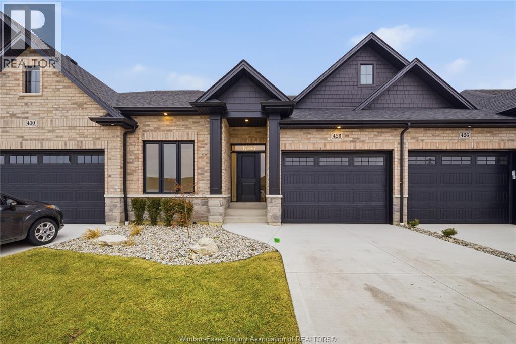 447 Caserta Crescent, Lakeshore, ON