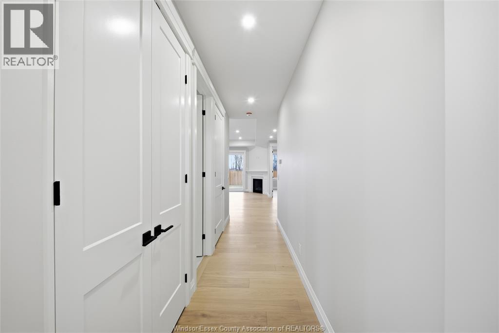 447 Caserta Crescent, Lakeshore, ON