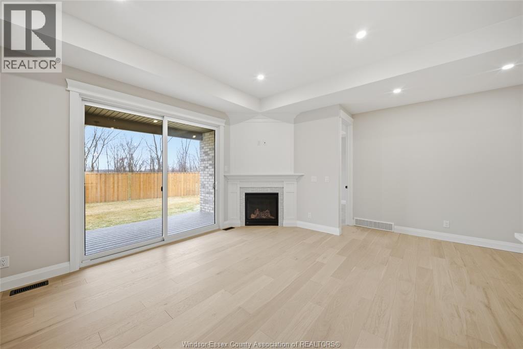447 Caserta Crescent, Lakeshore, ON