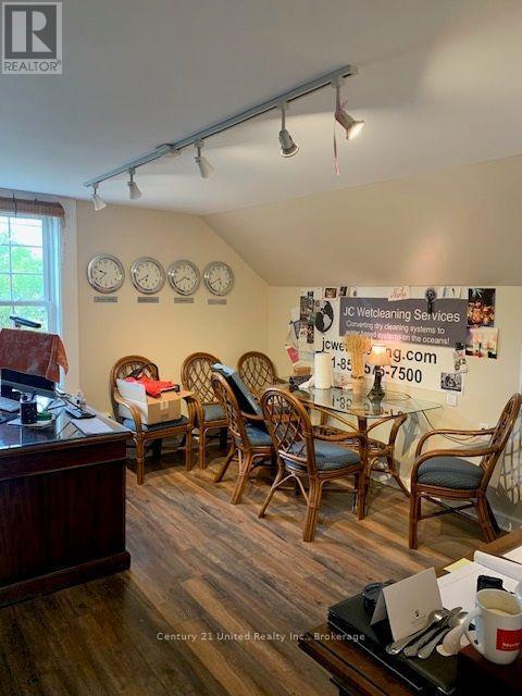 127 Queen Street, Selwyn, ON