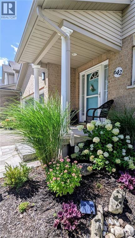 642 Interlaken Drive, Waterloo, ON