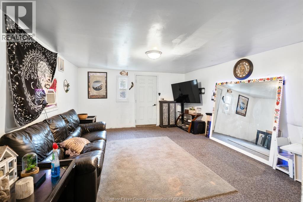 58 Mcdonald Street, Kingsville, ON